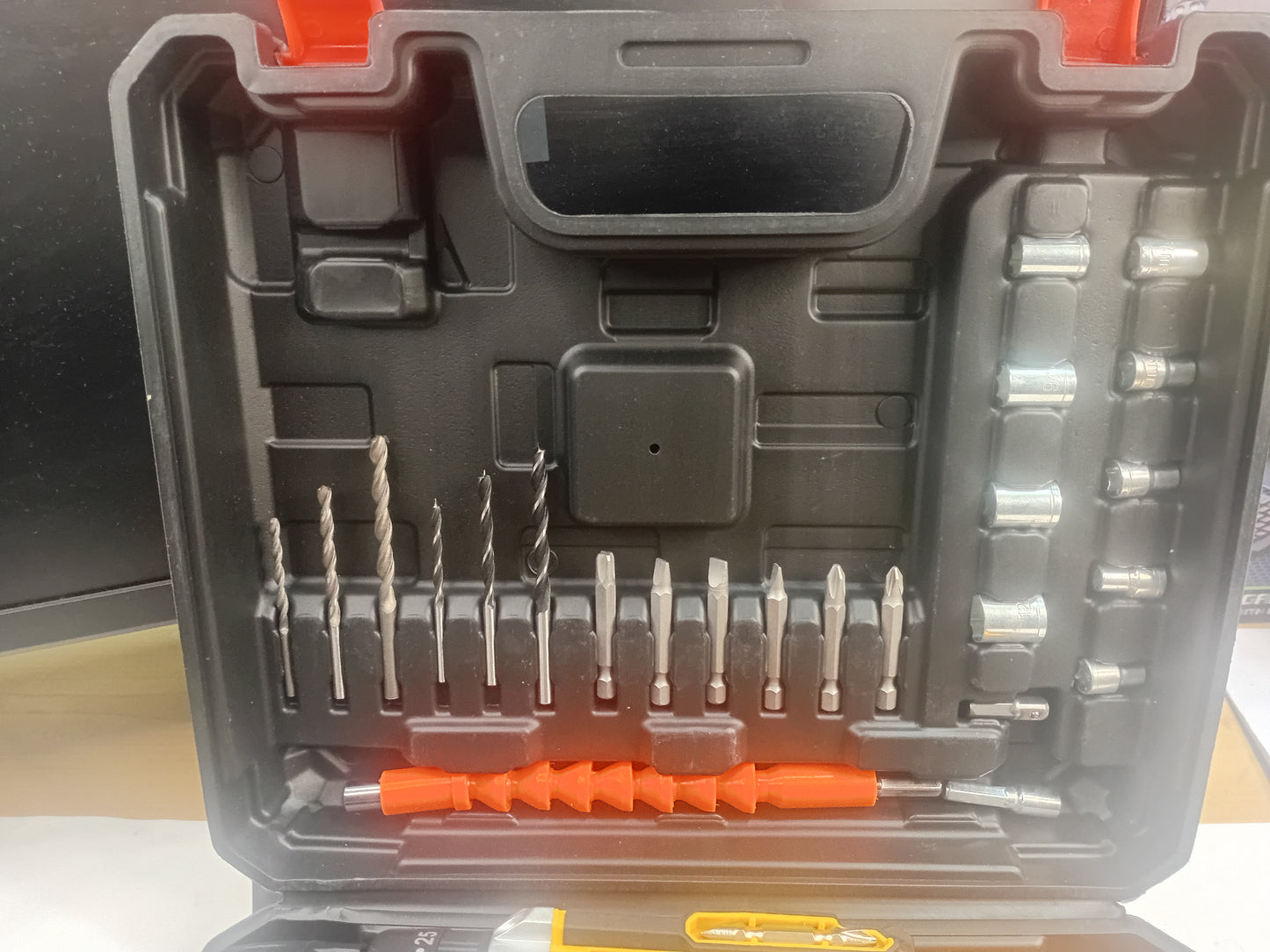 perceuse visseuse fatewei 36V 2 Batteries