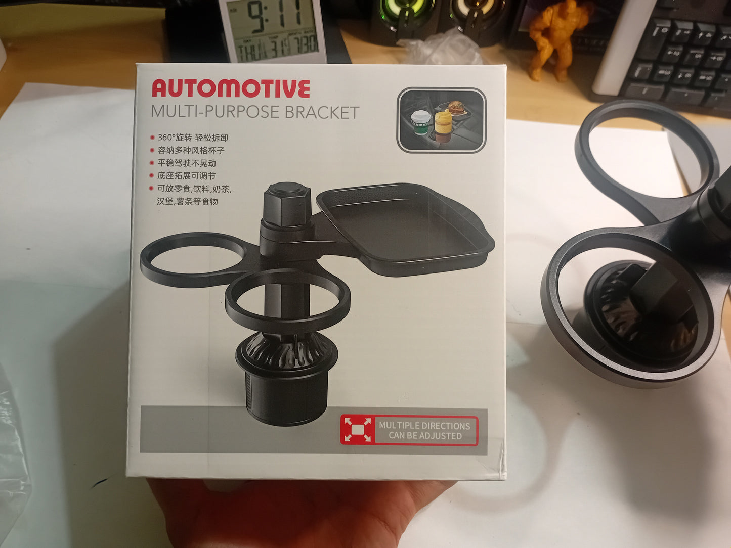 Plateau de voiture avec porte-gobelets