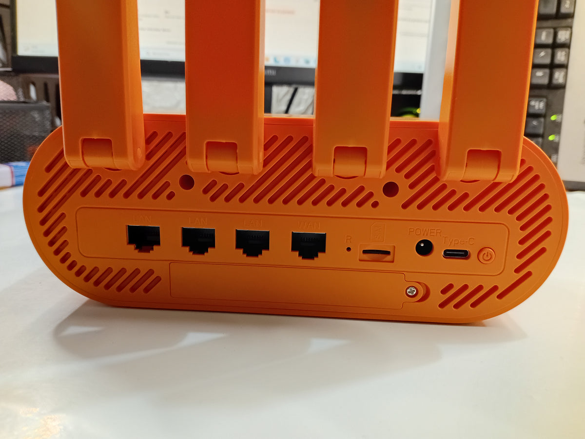 Routeur WiFi 4G LTE DNXT WR860 avec carte SIM et connexion Ethernet – Orange