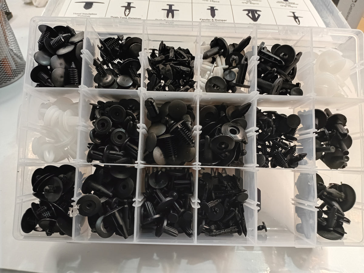 Kit de fixation HE06 automobile 415 pièces – Clips et rivets de 18 tailles