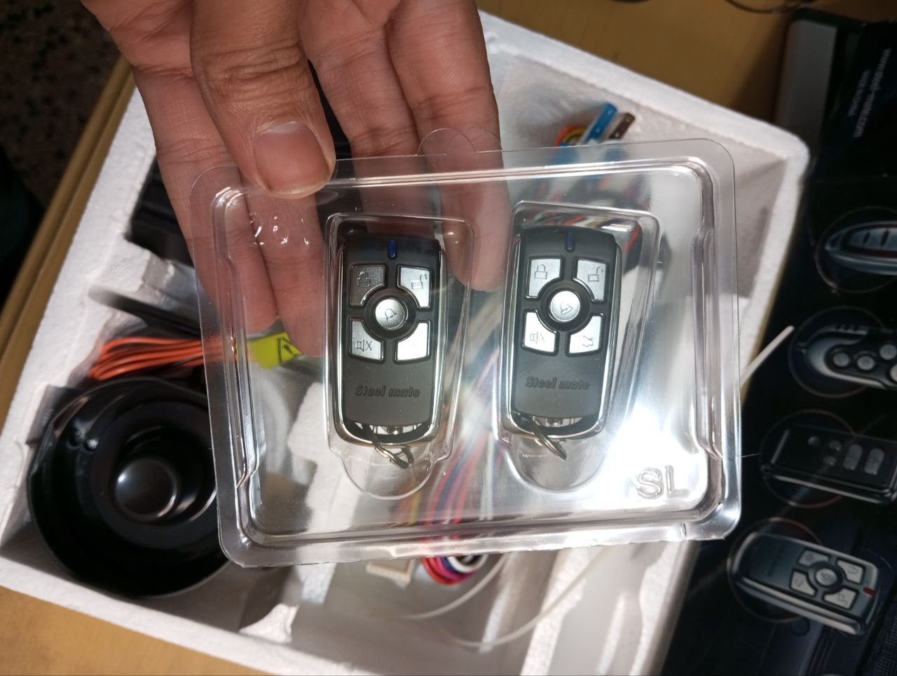 alarme voiture 5 boutons