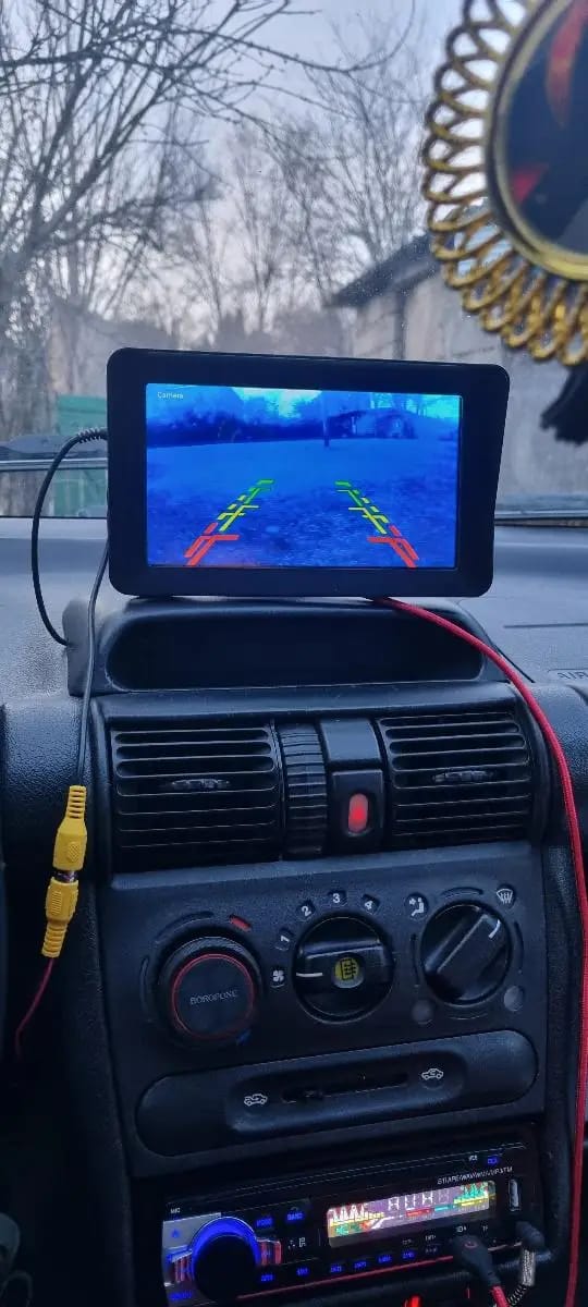 مشغل CarPlay بتقنية البلوتوث