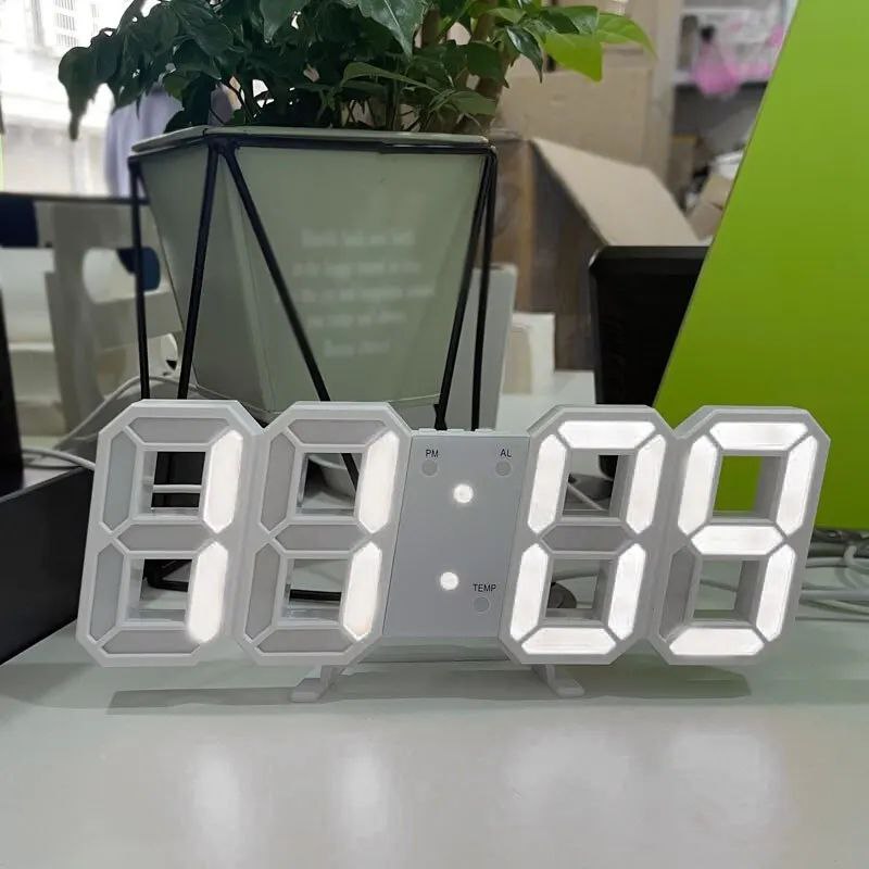 ساعة حائط رقمية
