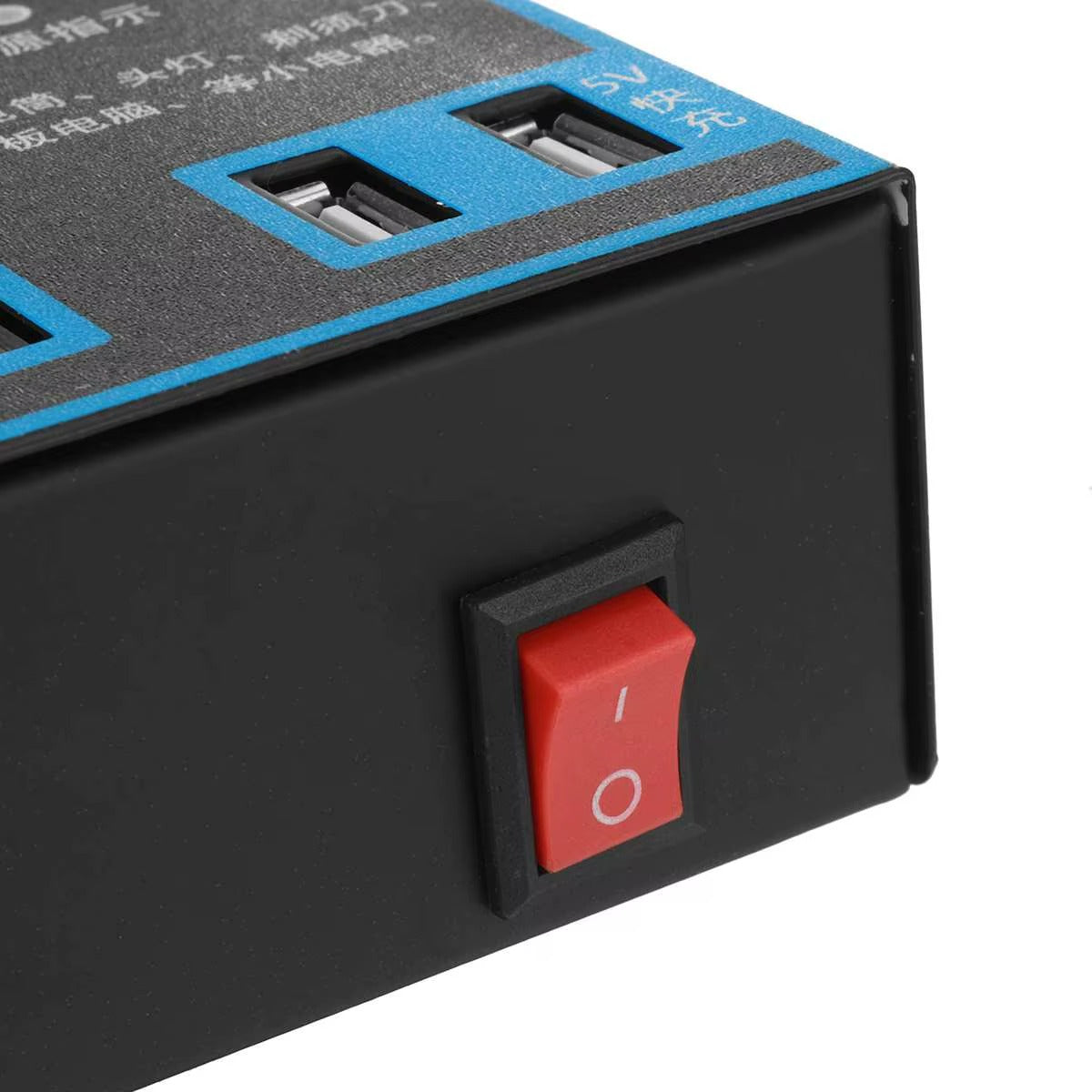 Convertisseur de courant voiture 1500W DC 12V/24V vers AC 220V – 4 USB + prise universelle + 2 ports allume-cigare